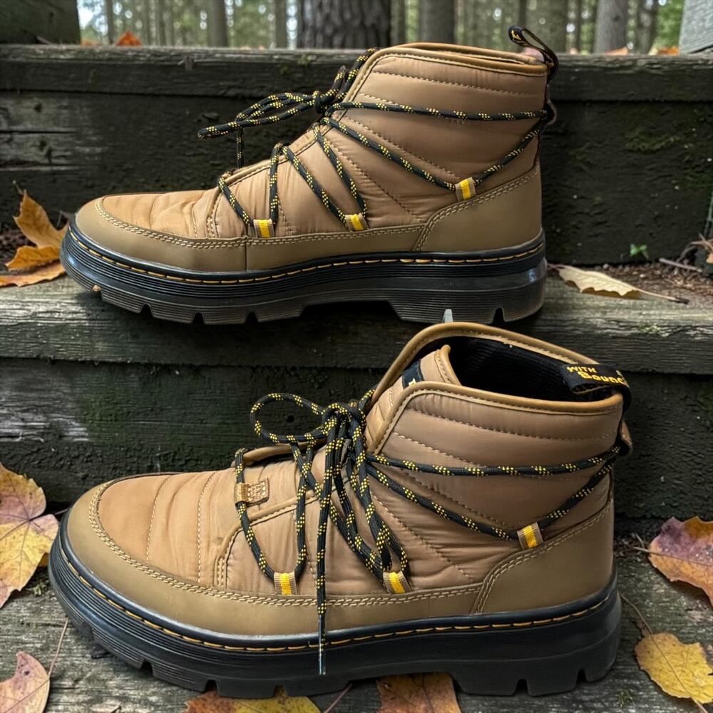 NWOT Women's Size 10 DR. MARTENS Antique Olive"Combs Padded" Warm Quilted Boot